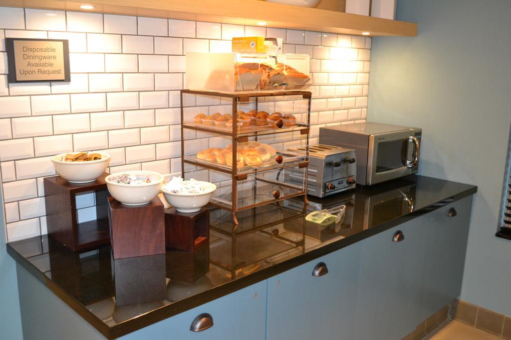 Country Inn & Suites By Radisson Roseville - St Paul ภายนอก รูปภาพ